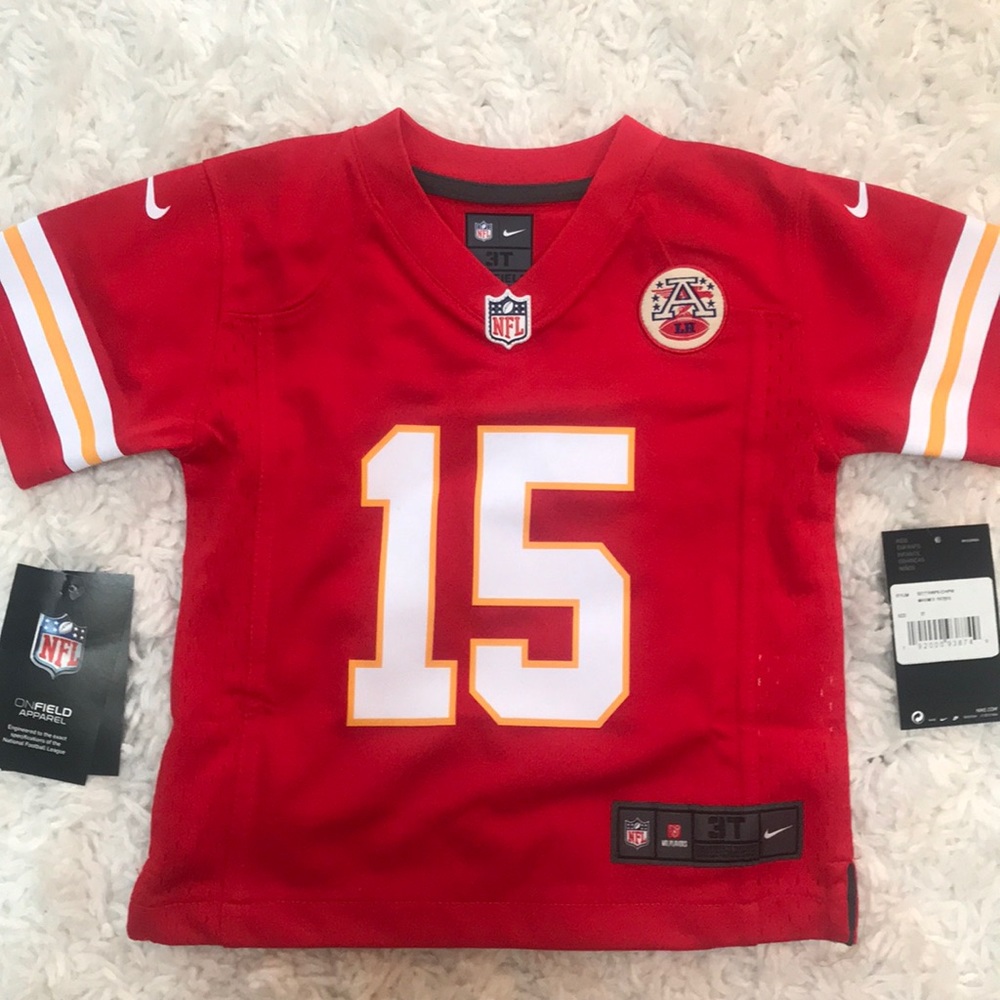 Brand new 3t toddler chiefs Mahomes jersey